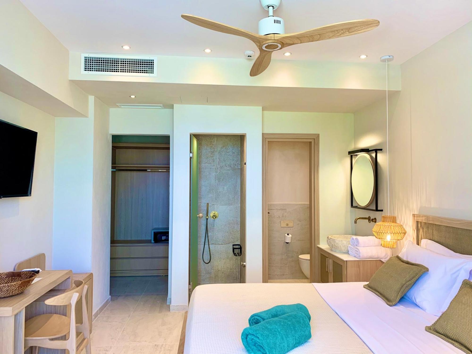Mako Sea & Suites Pefkochori Habitación foto